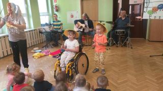 ilustracja do wpisu 
"Jak nuty uciekły w świat" - audycja muzyczna